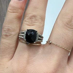 Brand new David Yurman Petite weaton ting with black onyx